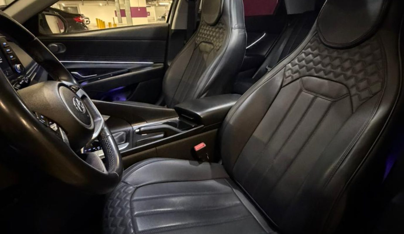 Hyundai Elantra, 1.6 L, 2022 il, 120 000 km