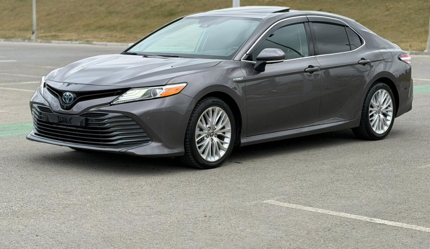 Toyota Camry, 2.5 L, 2020 il, 126 000 km