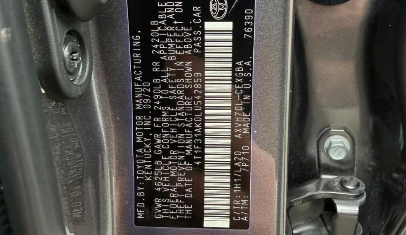 Toyota Camry, 2.5 L, 2020 il, 126 000 km