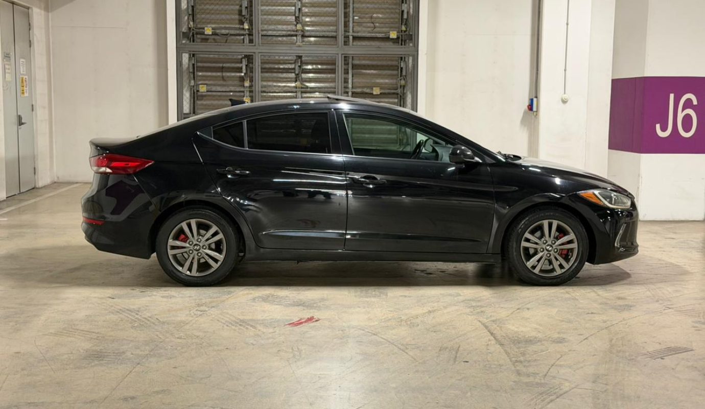 Hyundai Elantra, 2.0 L, 2018 il, 170 000 km
