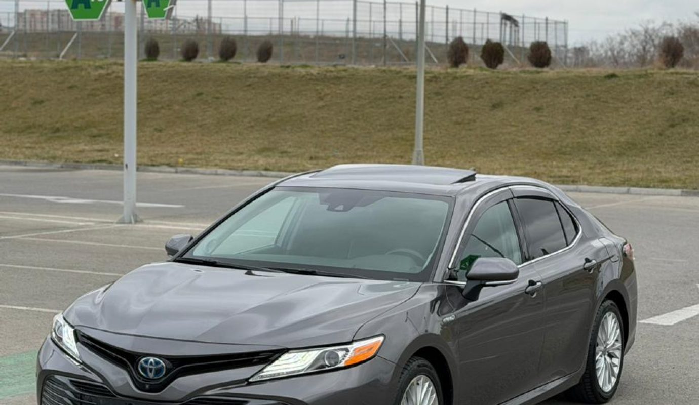 Toyota Camry, 2.5 L, 2020 il, 126 000 km